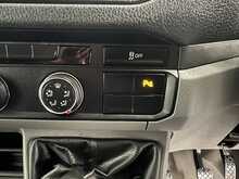Volkswagen Crafter 2.0 TDI CR35 Trendline Panel Van 5dr Diesel Manual FWD LWB High Roof Euro 6 (s/s) (140 ps) - U2206