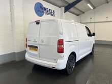 Vauxhall Vivaro 1.5 Turbo D Pro Panel Van 6dr Diesel Manual SWB Euro 6 (s/s) (120 ps) - U2207