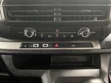 Vauxhall Vivaro 1.5 Turbo D Pro Panel Van 6dr Diesel Manual SWB Euro 6 (s/s) (120 ps) - U2207