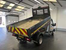 Ford Transit 2.0 350 EcoBlue HD Leader Tipper 2dr Diesel Manual RWD L2 Euro 6 (s/s) (130 ps) 2.0 2dr Tipper - U2211