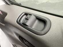 Ford Transit L3 Euro 6 LOW LOADER 2.0 2.0 5dr Luton Manual Diesel - U2216