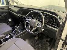 Volkswagen Caddy Maxi 2.0 TDI C20 Commerce Plus Panel Van 6dr Diesel Manual LWB Euro 6 (s/s) (102 ps) - U2217