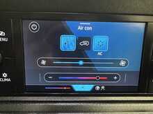 Volkswagen Caddy Maxi 2.0 TDI C20 Commerce Plus Panel Van 6dr Diesel Manual LWB Euro 6 (s/s) (102 ps) - U2217