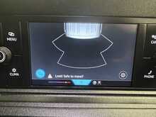 Volkswagen Caddy Maxi 2.0 TDI C20 Commerce Plus Panel Van 6dr Diesel Manual LWB Euro 6 (s/s) (102 ps) - U2217