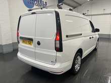 Volkswagen Caddy Maxi 2.0 TDI C20 Commerce Plus Panel Van 6dr Diesel Manual LWB Euro 6 (s/s) (102 ps) - U2217