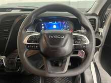 Iveco Daily 2.3D HPI 14V 35S 3520 Panel Van 5dr Diesel HiMatic MWB H2 Euro 6 (s/s) (136 ps) - U2218