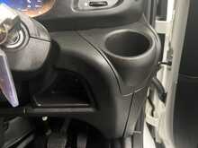 Iveco Daily 2.3D HPI 14V 35S 3520 Panel Van 5dr Diesel HiMatic MWB H2 Euro 6 (s/s) (136 ps) - U2218