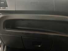 Iveco Daily 2.3D HPI 14V 35S 3520 Panel Van 5dr Diesel HiMatic MWB H2 Euro 6 (s/s) (136 ps) - U2218