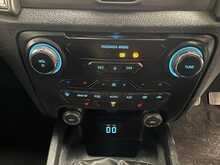 Ford Ranger 2.0 EcoBlue Limited Pickup Double Cab 4dr Diesel Manual 4WD Euro 6 (s/s) (170 ps) - U2221