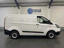 Ford Transit Custom 2.0 300 EcoBlue Leader Panel Van 5dr Diesel Manual L1 H1 Euro 6 (s/s) (105 ps) - U2222