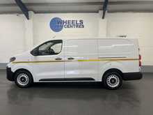 Vauxhall Vivaro 2.0 Turbo D Prime XL Panel Van 6dr Diesel Manual LWB Euro 6 (145 ps) - U2227