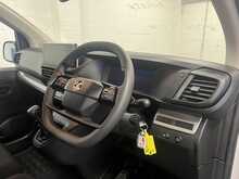 Vauxhall Vivaro 2.0 Turbo D Prime XL Panel Van 6dr Diesel Manual LWB Euro 6 (145 ps) - U2227