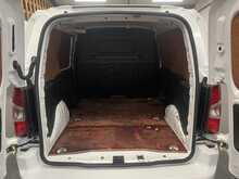 Vauxhall Combo 1.6 Turbo D 2300 Sportive Panel Van 4dr Diesel Manual L1 H1 Euro 6 (s/s) (100 ps) - U2231
