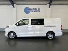 Vauxhall Vivaro 2.0 Turbo D 3100 Sportive Crew Van Double Cab 5dr Diesel Manual L2 H1 Euro 6 (s/s) (120 ps) - U2234
