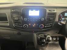 Ford Transit Custom 2.0 300 EcoBlue Leader Panel Van 5dr Diesel Manual L2 H1 Euro 6 (s/s) (130 ps) - U2236