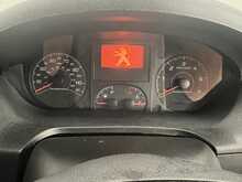 Peugeot Boxer 2.2 BlueHDi 335 Professional Premium + Panel Van 5dr Diesel Manual L3 H3 Euro 6 (s/s) (140 ps) - U2239