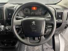 Peugeot Boxer 2.2 BlueHDi 335 Professional Premium + Panel Van 5dr Diesel Manual L3 H3 Euro 6 (s/s) (140 ps) - U2239