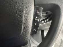 Peugeot Boxer 2.2 BlueHDi 335 Professional Premium + Panel Van 5dr Diesel Manual L3 H3 Euro 6 (s/s) (140 ps) - U2239