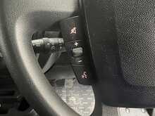 Peugeot Boxer 2.2 BlueHDi 335 Professional Premium + Panel Van 5dr Diesel Manual L3 H3 Euro 6 (s/s) (140 ps) - U2239