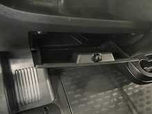 Peugeot Boxer 2.2 BlueHDi 335 Professional Premium + Panel Van 5dr Diesel Manual L3 H3 Euro 6 (s/s) (140 ps) - U2239