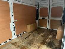 Peugeot Boxer 2.2 BlueHDi 335 Professional Premium + Panel Van 5dr Diesel Manual L3 H3 Euro 6 (s/s) (140 ps) - U2239