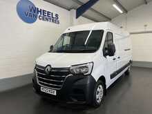 Renault Master 2.3 dCi 35 Business+ Panel Van 4dr Diesel Manual FWD LWB Medium Roof Euro 6 (135 ps) - U2254
