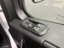 Renault Master 2.3 dCi 35 Business+ Panel Van 4dr Diesel Manual FWD LWB Medium Roof Euro 6 (135 ps) - U2254
