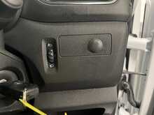 Renault Master 2.3 dCi 35 Business+ Panel Van 4dr Diesel Manual FWD LWB Medium Roof Euro 6 (135 ps) - U2254