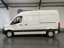 Mercedes-Benz Sprinter 2.0 315 CDI Premium Panel Van 5dr Diesel Manual FWD L2 H2 Euro 6 (s/s) (150 ps) - U2258