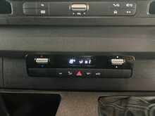 Mercedes-Benz Sprinter 2.0 315 CDI Premium Panel Van 5dr Diesel Manual FWD L2 H2 Euro 6 (s/s) (150 ps) - U2266
