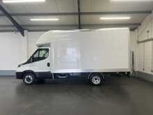 Iveco Daily 2.3D HPI 14V 35C 3450 Luton 2dr Diesel Manual L2 Euro 6 (s/s) (DRW) (136 ps) - U2269