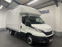Iveco Daily 2.3D HPI 14V 35C 3450 Luton 2dr Diesel Manual L2 Euro 6 (s/s) (DRW) (136 ps) - U2269