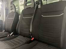 Iveco Daily 2.3D HPI 14V 35C 3450 Luton 2dr Diesel Manual L2 Euro 6 (s/s) (DRW) (136 ps) - U2269