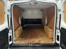 Renault Trafic 2.0 dCi Blue LL30 Advance Panel Van 5dr Diesel Manual L2 H1 Euro 6 (s/s) (130 ps) - U2271