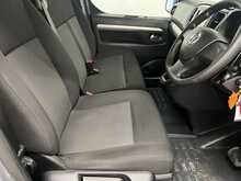 Vauxhall Vivaro 2.0 Turbo D 3100 Dynamic Panel Van 6dr Diesel Auto L2 H1 Euro 6 (s/s) (145 ps) - U2278