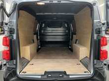 Vauxhall Vivaro 2.0 Turbo D 3100 Dynamic Panel Van 6dr Diesel Auto L2 H1 Euro 6 (s/s) (145 ps) - U2278