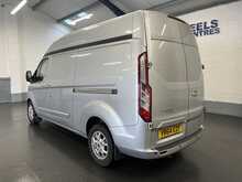 Ford Transit Custom 2.2 TDCi 290 Limited Panel Van 5dr Diesel Manual L2 H1 (186 g/km, 123 bhp) - U2286