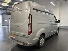 Ford Transit Custom 2.2 TDCi 290 Limited Panel Van 5dr Diesel Manual L2 H1 (186 g/km, 123 bhp) - U2286