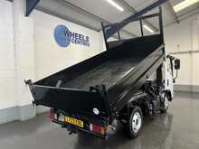 Isuzu Grafter 1.9D N35 Green Tipper 2dr Diesel Manual RWD SWB Euro 6 (SRW) (125 ps) 1.9 2dr Tipper Manual Diesel - U2287