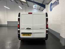 Renault Trafic 2.0 dCi Blue SL28 Business Panel Van 5dr Diesel Manual L1 H1 Euro 6 (s/s) (110 ps) - U2289