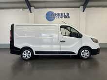 Renault Trafic 2.0 dCi Blue SL28 Business Panel Van 5dr Diesel Manual L1 H1 Euro 6 (s/s) (110 ps) - U2289