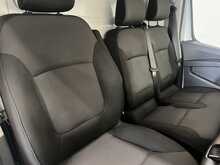Renault Trafic 2.0 dCi Blue SL28 Business Panel Van 5dr Diesel Manual L1 H1 Euro 6 (s/s) (110 ps) - U2289