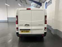 Renault Trafic 2.0 dCi Blue LL30 Business+ Panel Van 5dr Diesel Manual L2 H1 Euro 6 (s/s) (130 ps) - U2291
