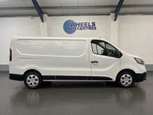 Renault Trafic 2.0 dCi Blue LL30 Business+ Panel Van 5dr Diesel Manual L2 H1 Euro 6 (s/s) (130 ps) - U2291