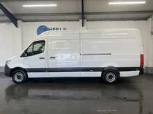 Mercedes-Benz Sprinter 2.0 315 CDI Progressive Panel Van 5dr Diesel Manual RWD L3 H2 Euro 6 (s/s) (150 ps) - U2292