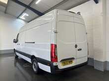 Mercedes-Benz Sprinter 2.0 315 CDI Progressive Panel Van 5dr Diesel Manual RWD L3 H2 Euro 6 (s/s) (150 ps) - U2292