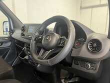 Mercedes-Benz Sprinter 2.0 315 CDI Progressive Panel Van 5dr Diesel Manual RWD L3 H2 Euro 6 (s/s) (150 ps) - U2292