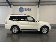 Mitsubishi Shogun 3.2 DI-DC SG2 SUV 5dr Diesel Auto 4WD Euro 5 LWB (197 ps) - U2293