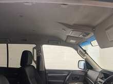 Mitsubishi Shogun 3.2 DI-DC SG2 SUV 5dr Diesel Auto 4WD Euro 5 LWB (197 ps) - U2293