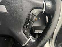 Mitsubishi Shogun 3.2 DI-DC SG2 SUV 5dr Diesel Auto 4WD Euro 5 LWB (197 ps) - U2293